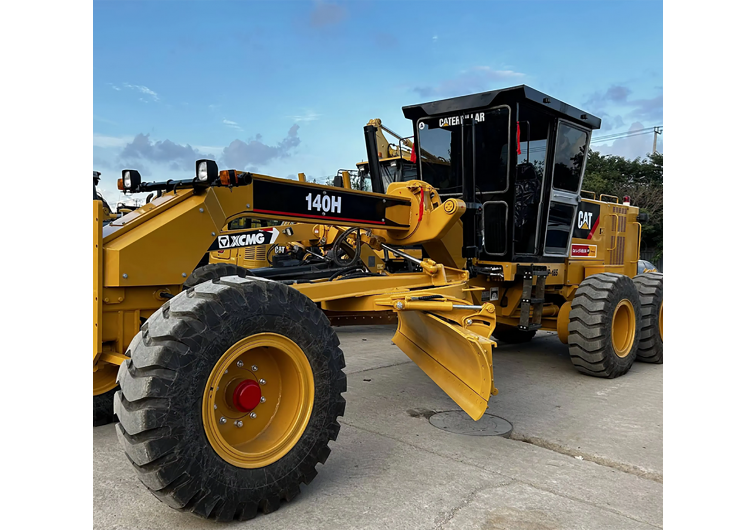 Motor Grader รถเกลี่ยดิน Cat 140H
